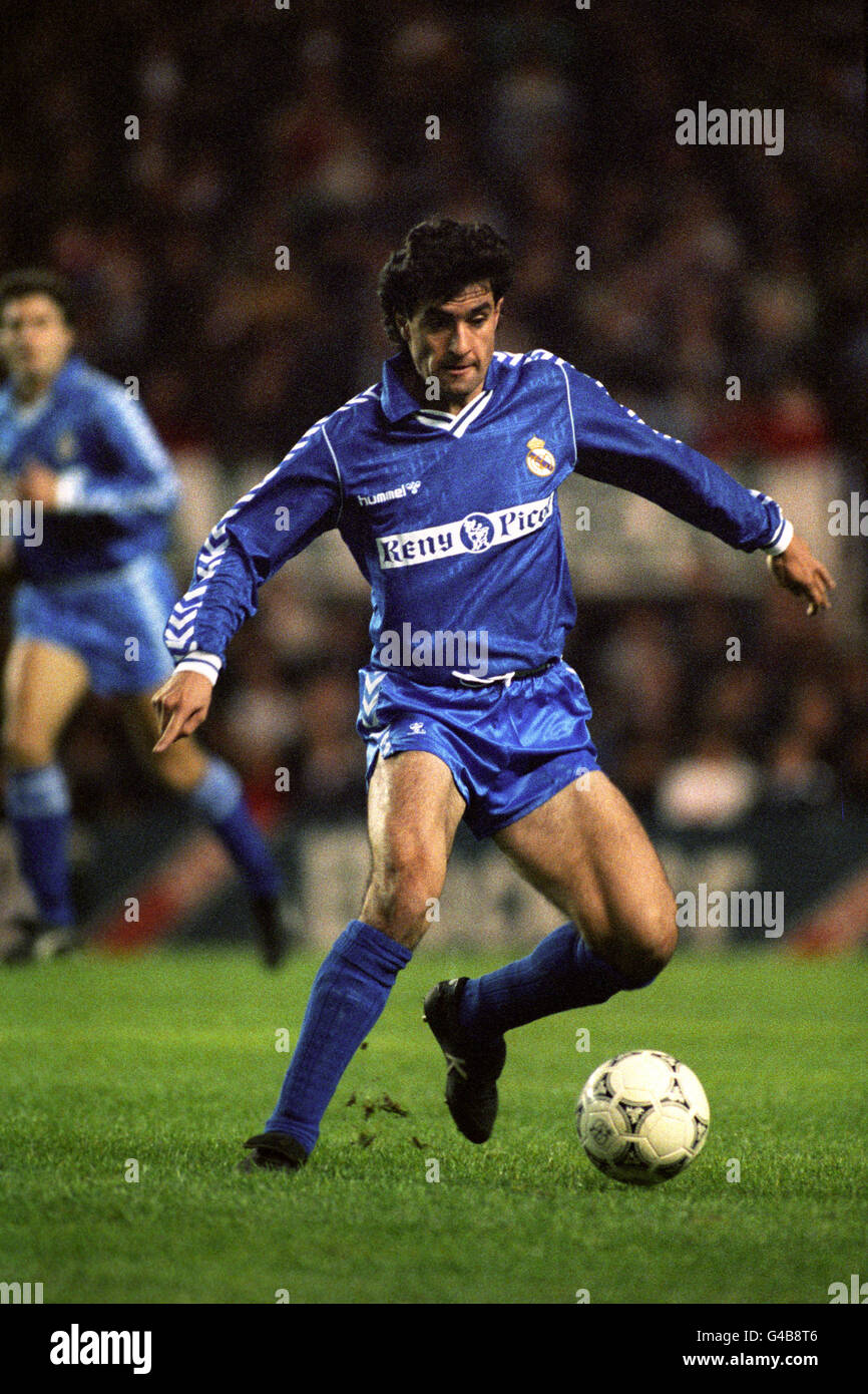 Spanish Soccer - La Liga - Sevilla v Real Madrid - Estadio Ramon Sanchez  Pizjuan. HUGO SANCHEZ, REAL MADRID Stock Photo - Alamy