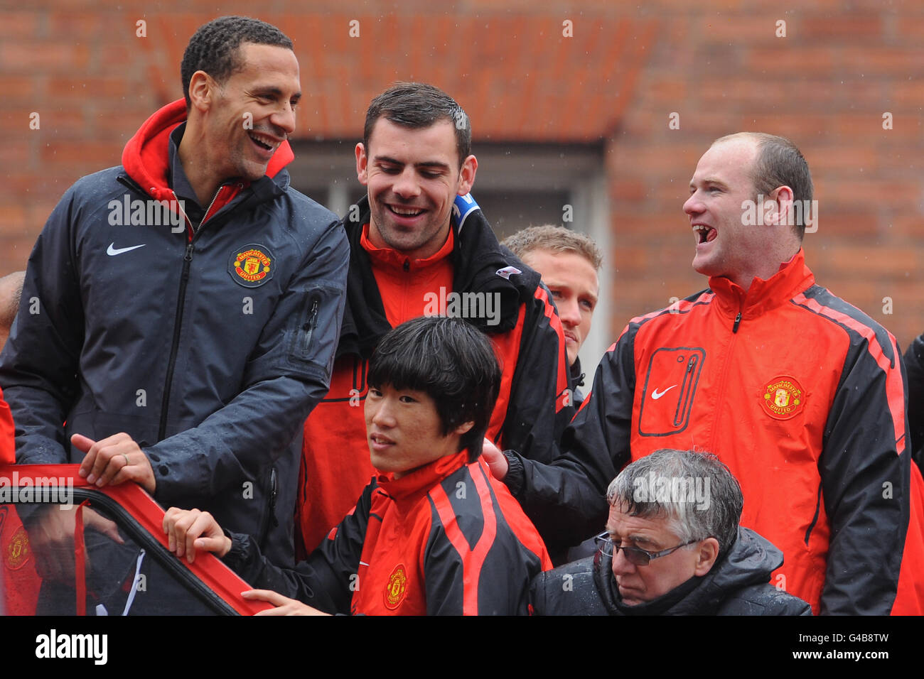 Wayne rooney park ji sung bottom centre hires stock photography and