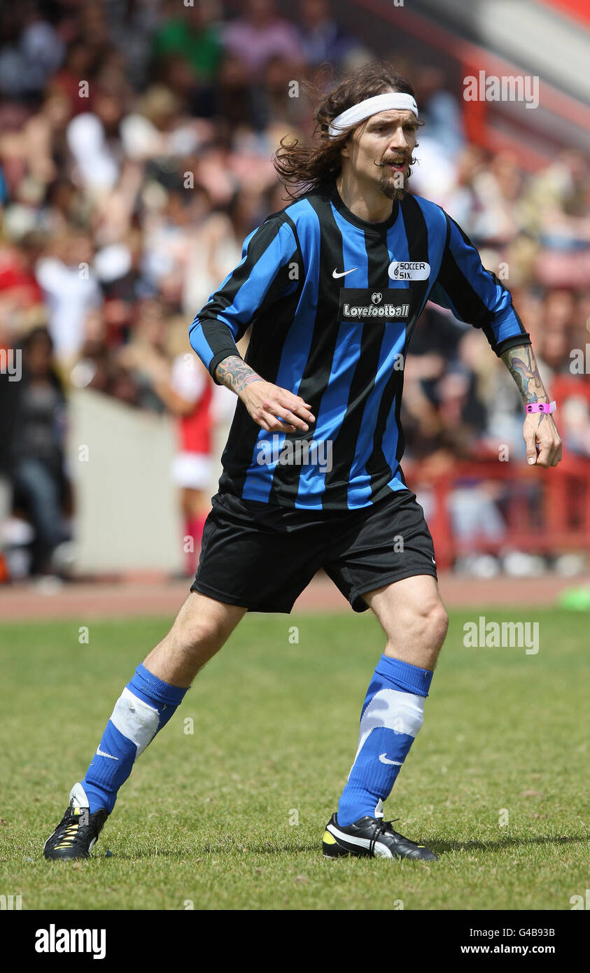 Justin Hawkins takes part in the annual Celebrity Soccer Six event, at Charlton Athletic FC, in south east London. Stock Photo