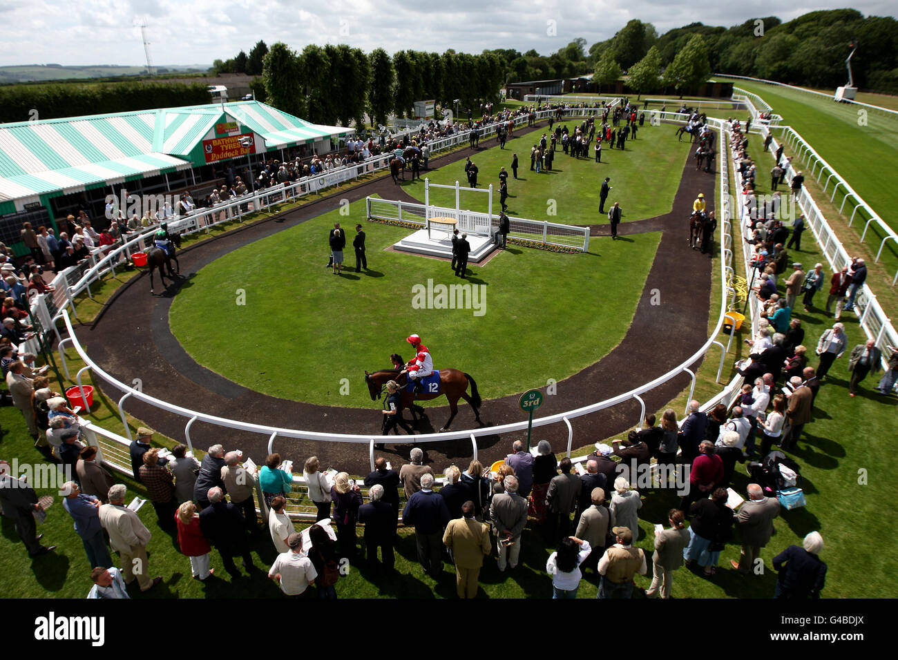 A general view of the parade ring at salisbury racecourse hires stock