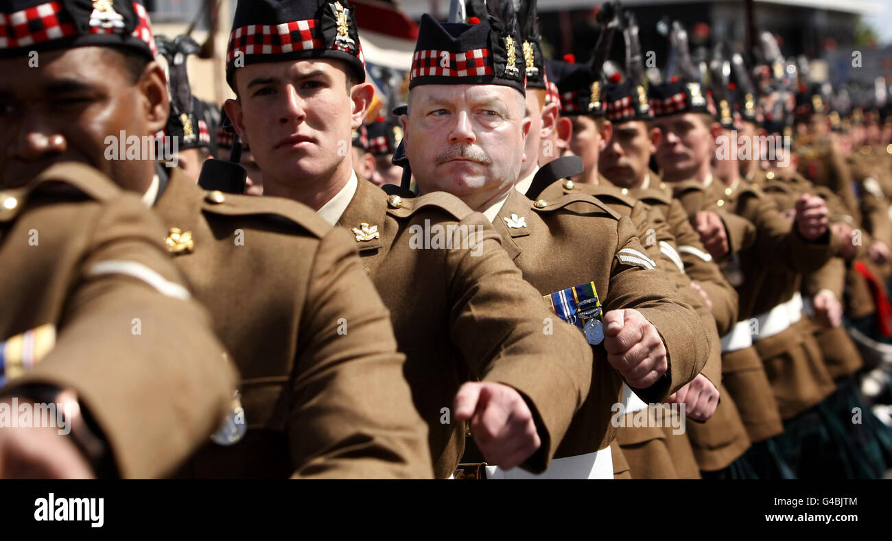 The royal regiment of scotland 1 scots hi-res stock photography and ...