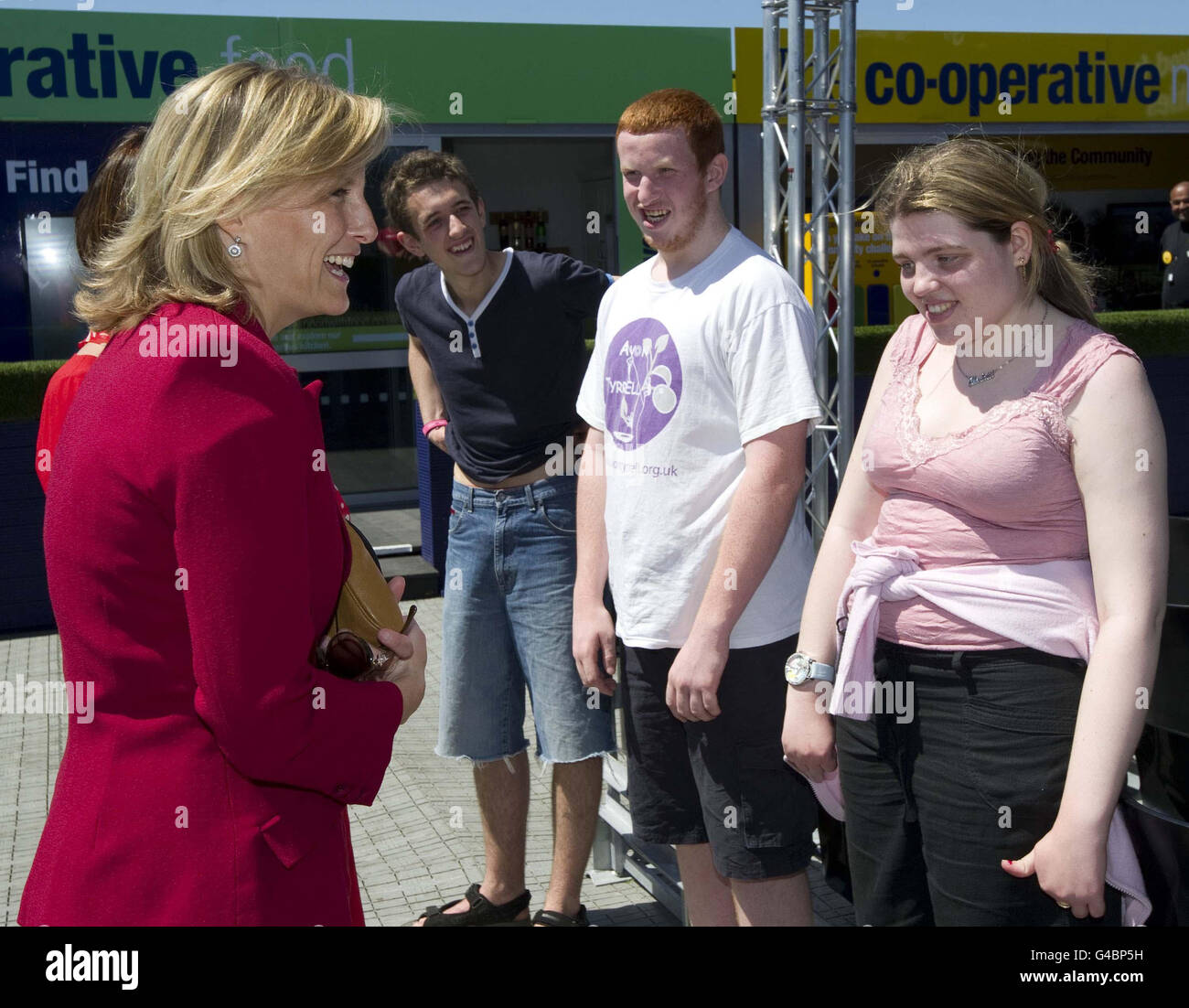 Meets 23 year old charlotte rudge hi-res stock photography and images ...