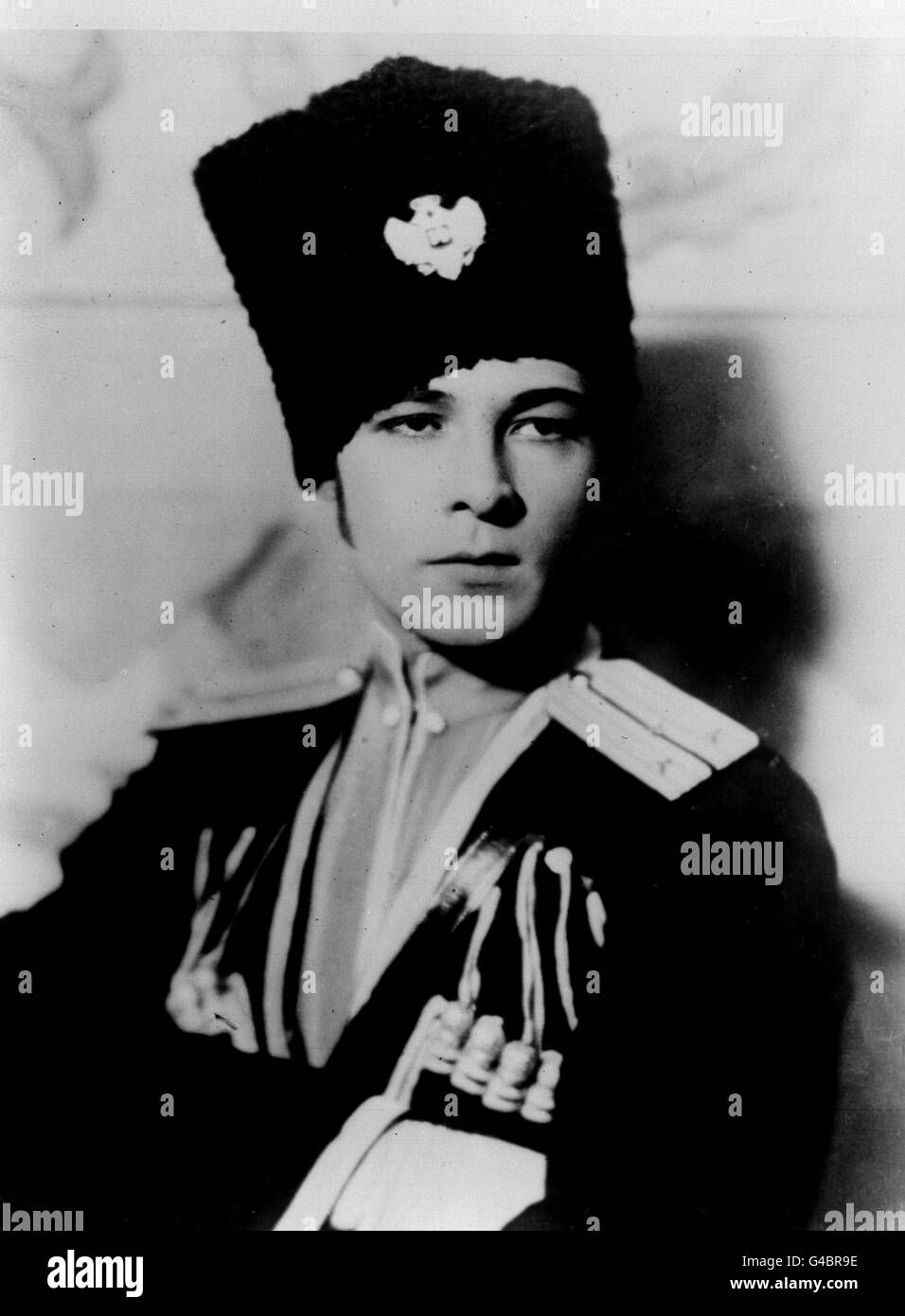 23RD AUGUST: On this day in 1926 Rudolph Valentino died of septicemia aged 31.  RUDOLPH VALENTINO Stock Photo