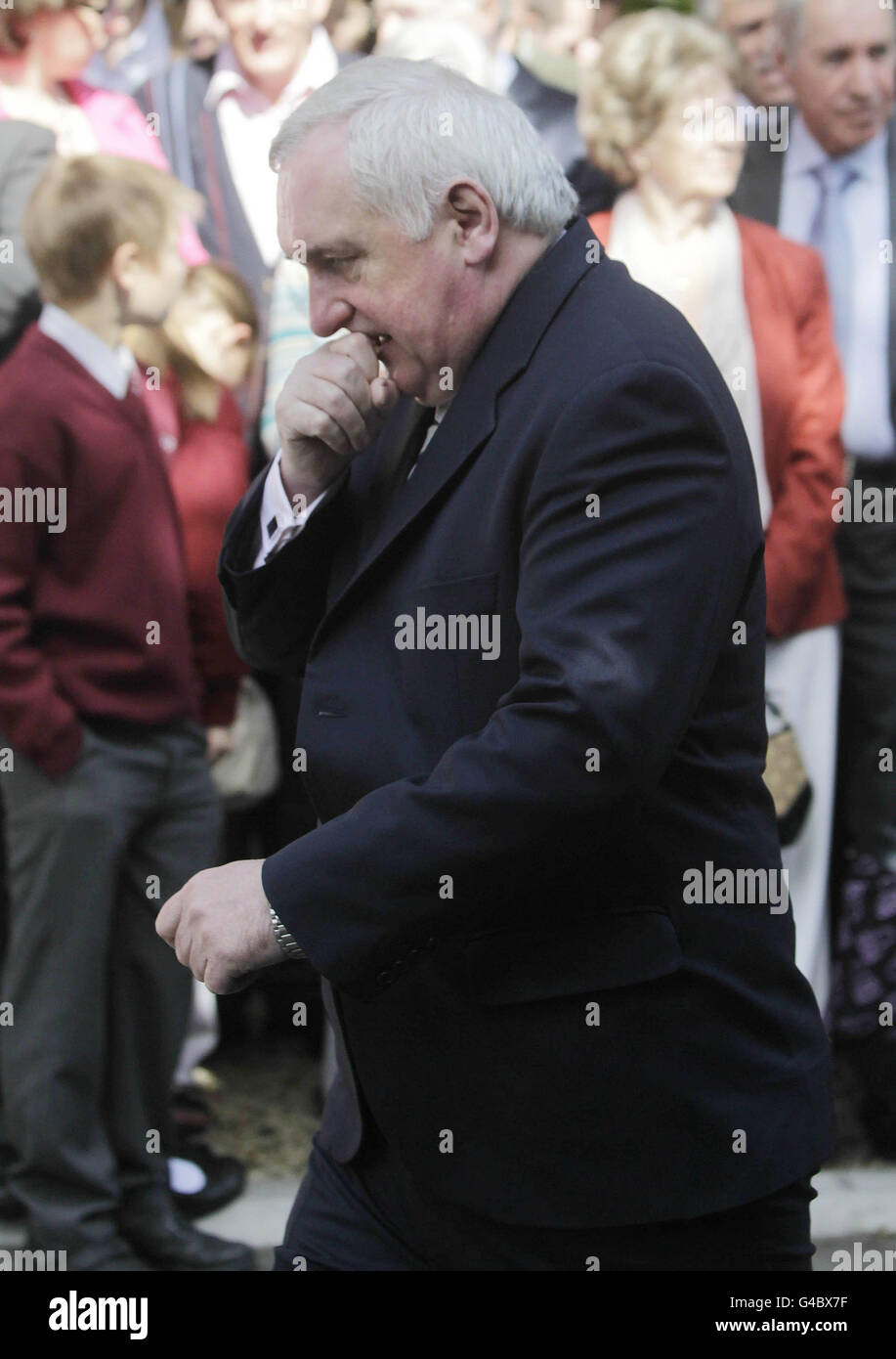 Dublin For The Funeral Of Former Finance Minister Brian Lenihan High Resolution Stock Photography And Images Alamy