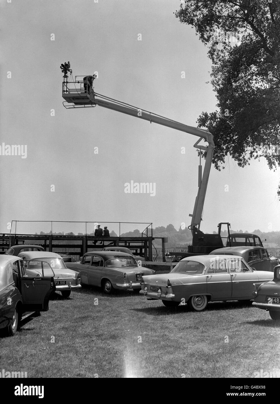 Cherry picker tree Black and White Stock Photos & Images Alamy