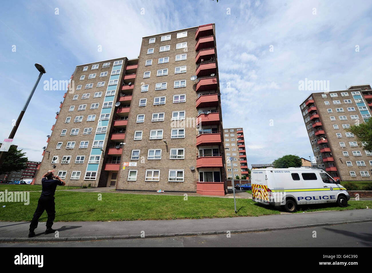 Boy falls to his death in Leeds. A general view of Lindsey Mount flats in Leeds, where a 6-year-old boy fell to his death yesterday. Stock Photo