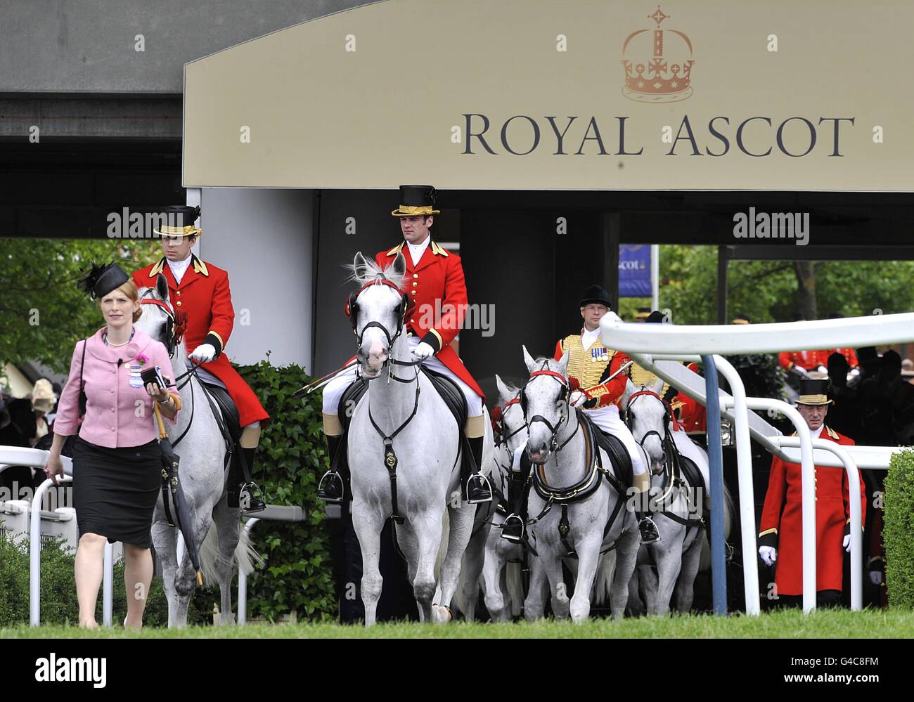 Horse Racing - The Royal Ascot Meeting 2011 - Day Two - Ascot ...