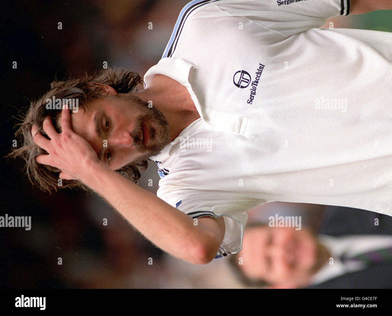 Sampras Wimbledon Trophy Hi Res Stock Photography And Images Alamy
