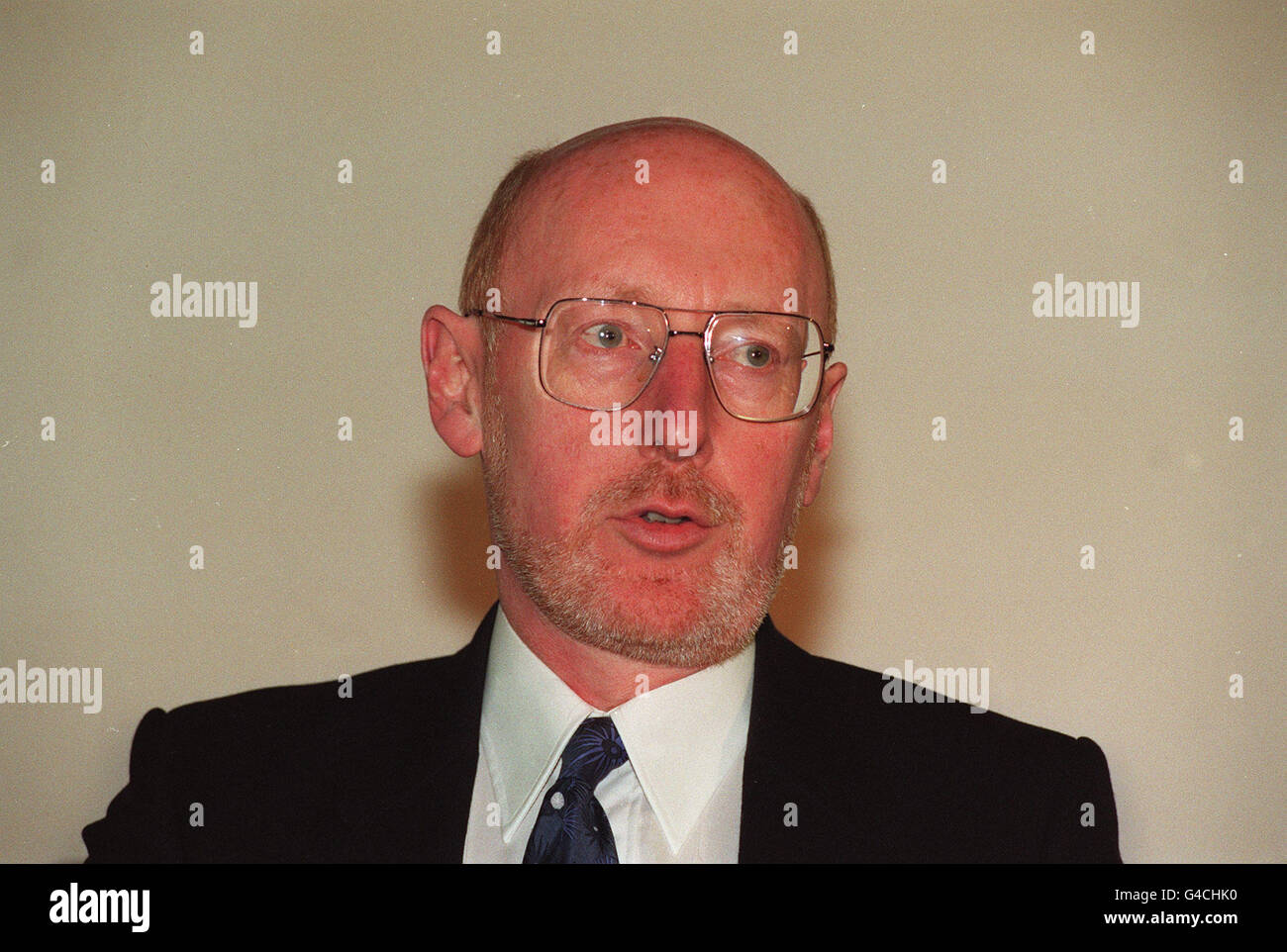 Sir clive sinclair hi-res stock photography and images - Alamy