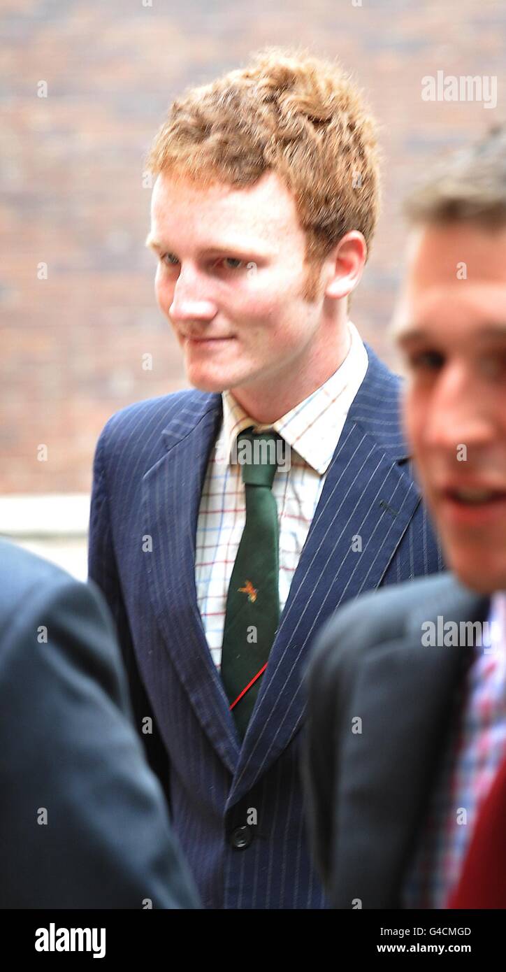 Drink driver alexander bell irving arrives at swindon crown court hi