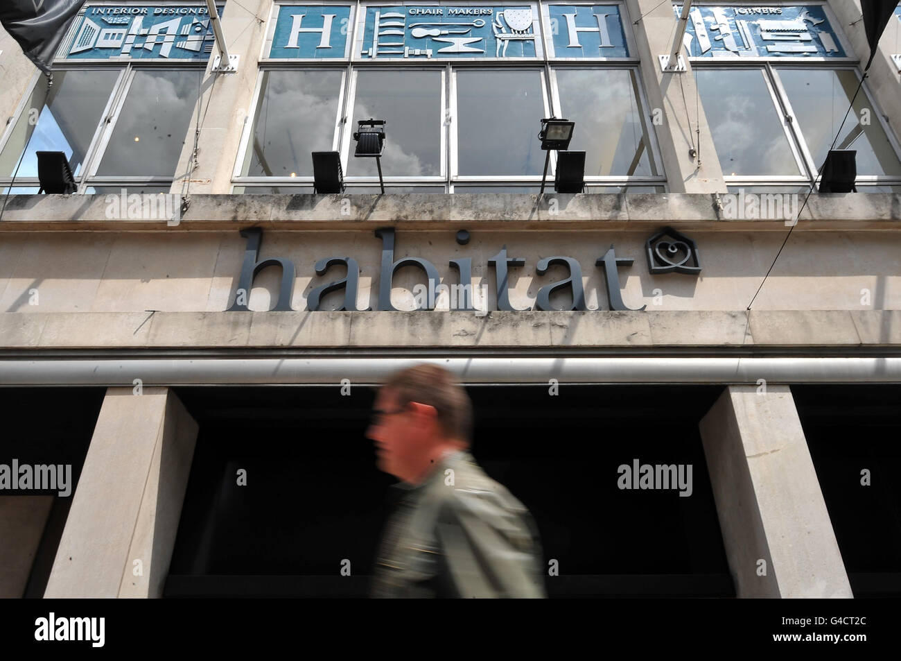 Habitat tottenham court road hires stock photography and images Alamy
