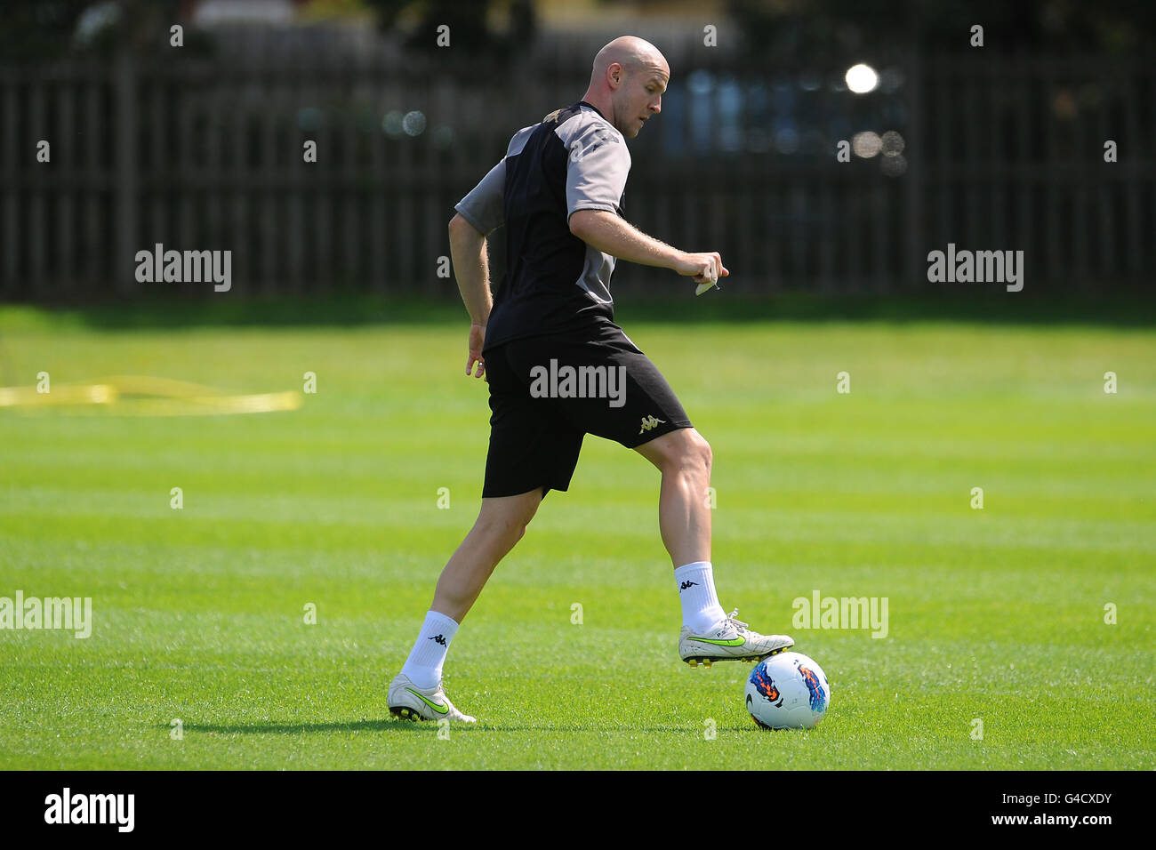 Fulham's Clint Dempsey during the training session at Motspur Park, London  Stock Photo - Alamy