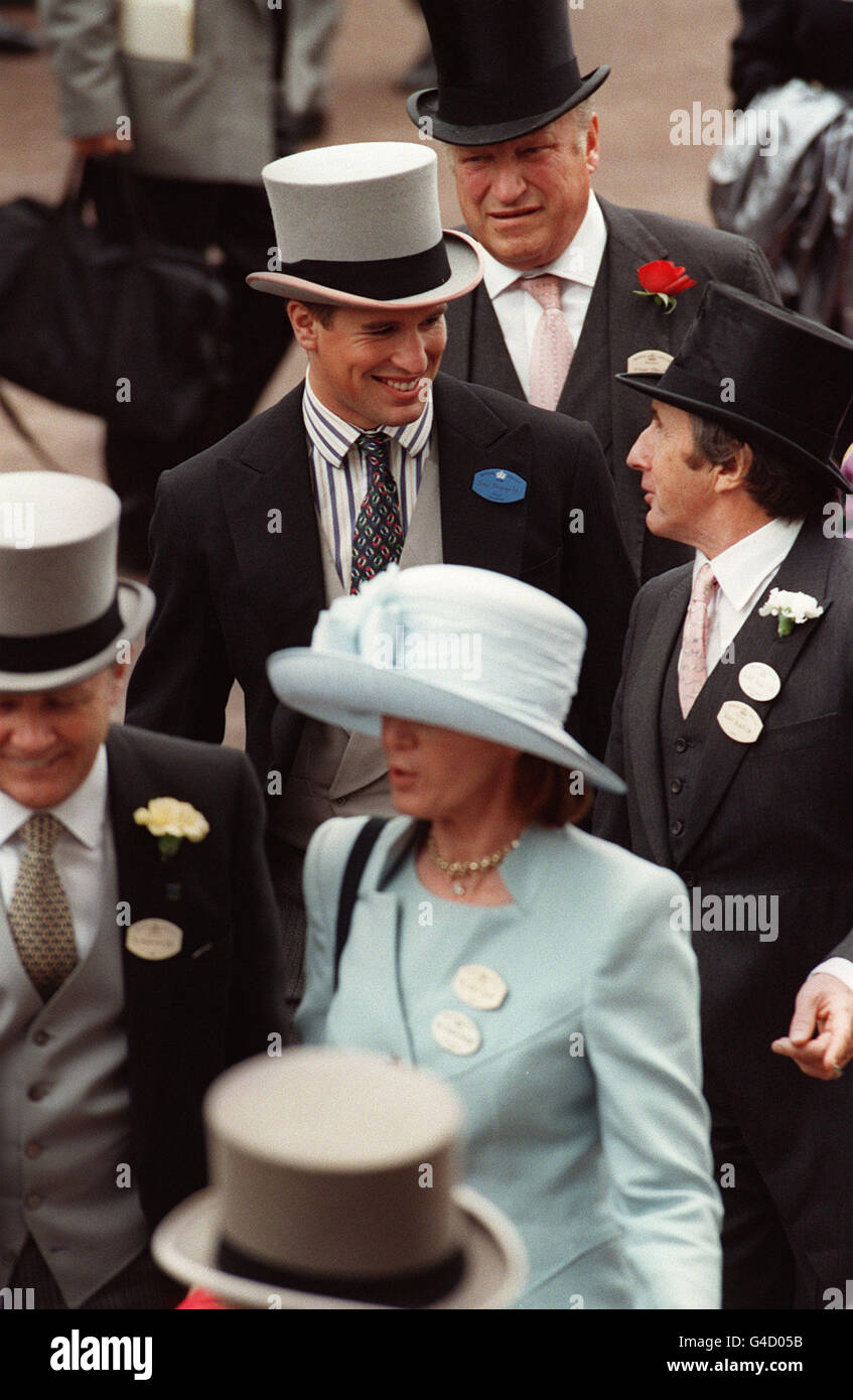 PA NEWS PHOTO 18/6/98 PETER PHILLIPS AT THE ROYAL ASCOT LADIES DAY RACE MEETING Stock Photo