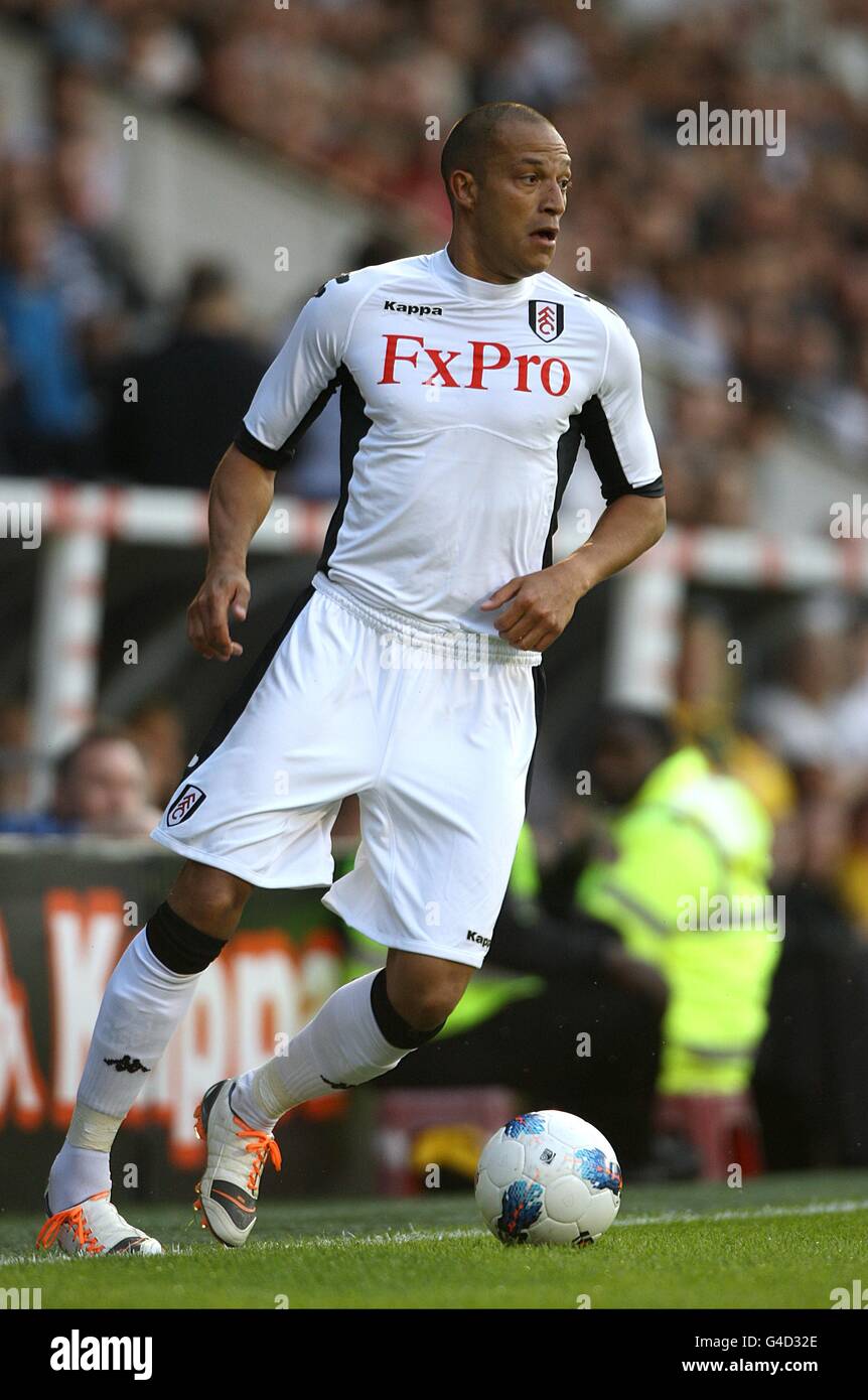 Soccer - UEFA Europa League - First Qualifying Round - First Leg - Fulham v NSI Runavik - Craven Cottage. Fulham's Bobby Zamora in action Stock Photo