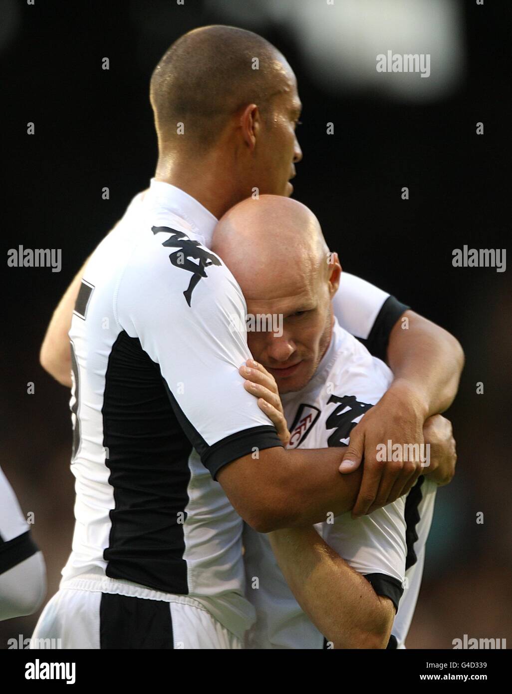 Soccer - UEFA Europa League - First Qualifying Round - First Leg - Fulham v NSI Runavik - Craven Cottage. Fulham's Andrew Johnson celebrates scoring their third goal of the game with team-mate Bobby Zamora Stock Photo