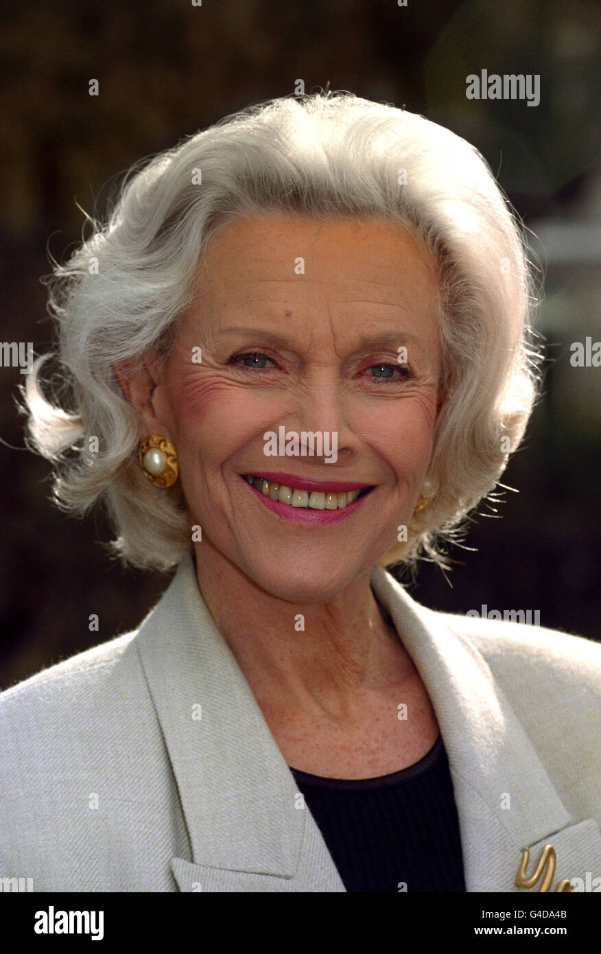 Actress Honor Blackman, who lent her support to some members of 'Sisters 60' in Lincoln's Inn Fields, central London. 'Sisters 60', a team of female athletes aged 60 and over, are running in the 1996 London Marathon in aid of the Imperial Cancer Research charity. * 21.08.96 of actress Honor Blackman who celebrates her 72nd birthday. * 21.08.96 of actress Honor Blackman. Stock Photo
