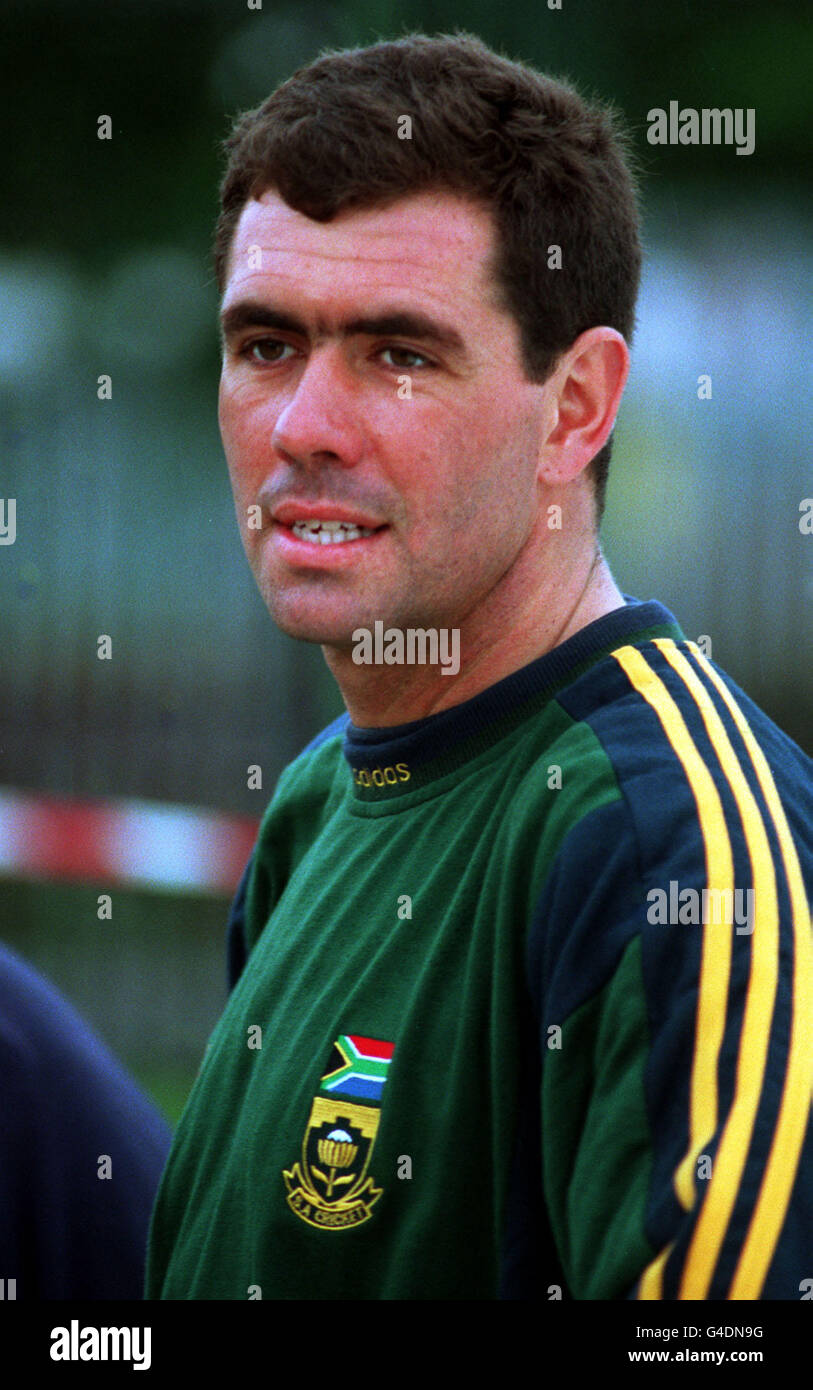 HANSIE CRONJE, CAPTAIN OF THE SOUTH AFRICAN CRICKET SQUAD. 01/06/2002 former South African HANSIE CRONJE, CAPTAIN OF THE SOUTH AFRICAN CRICKET SQUAD. 01/06/2002 former South African