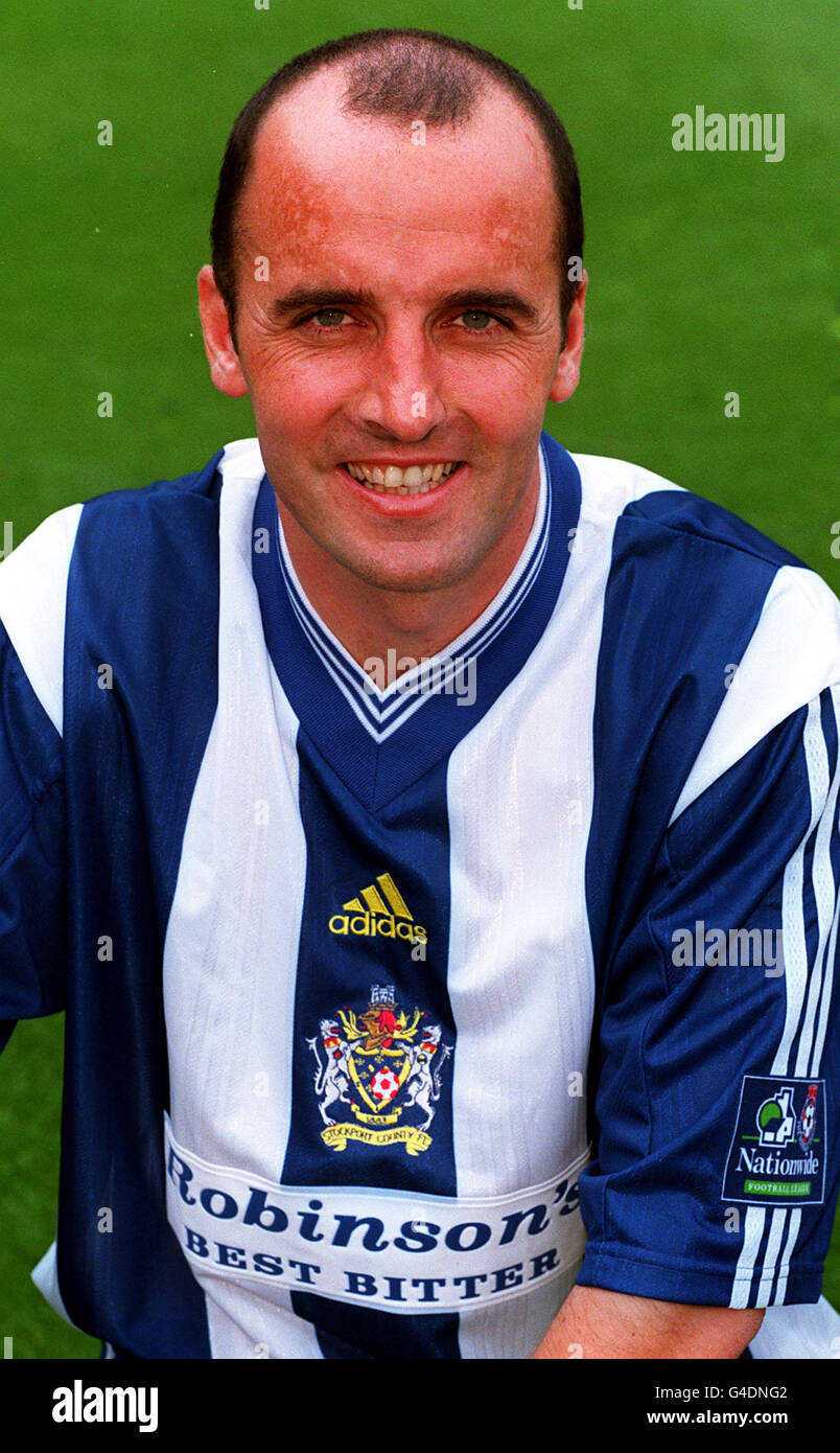 STOCKPORT COUNTY FOOTBALL CLUB Stock Photo Alamy