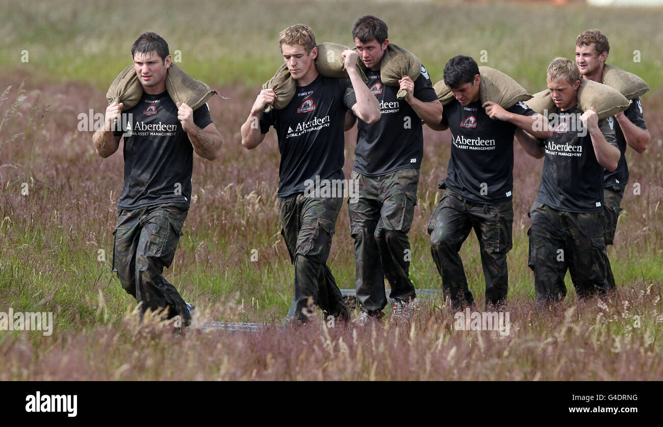 Edinburgh Rugby train with 45 Squadron during a photo session at the ...