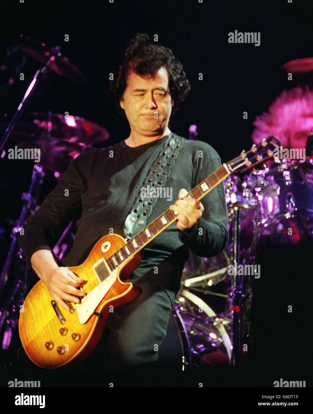 Former guitarist with led zeppelin hires stock photography and images