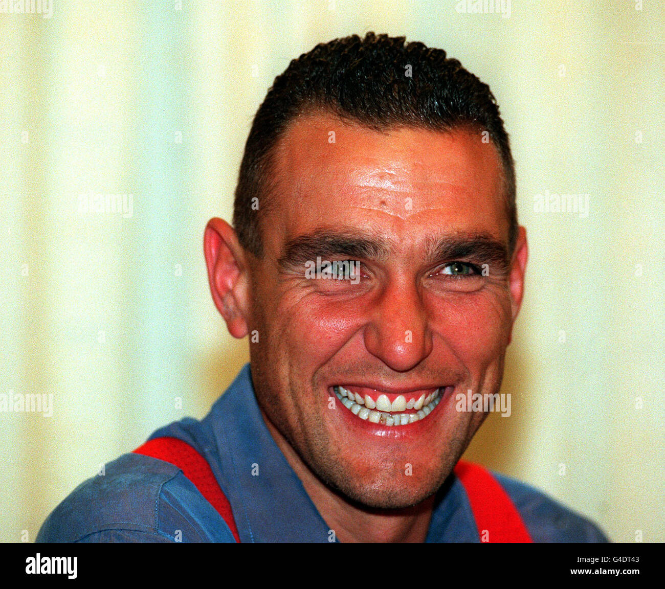 Pa news photo 23 8 98 footballer turned actor vinnie jones hires stock