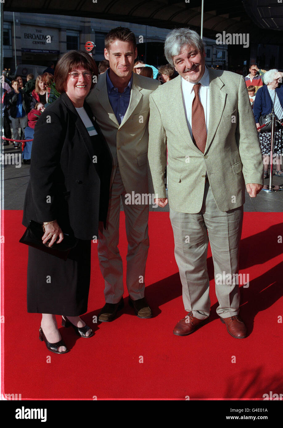 CELEBRITY PREMIERE OF DR DOLITTLE Stock Photo - Alamy
