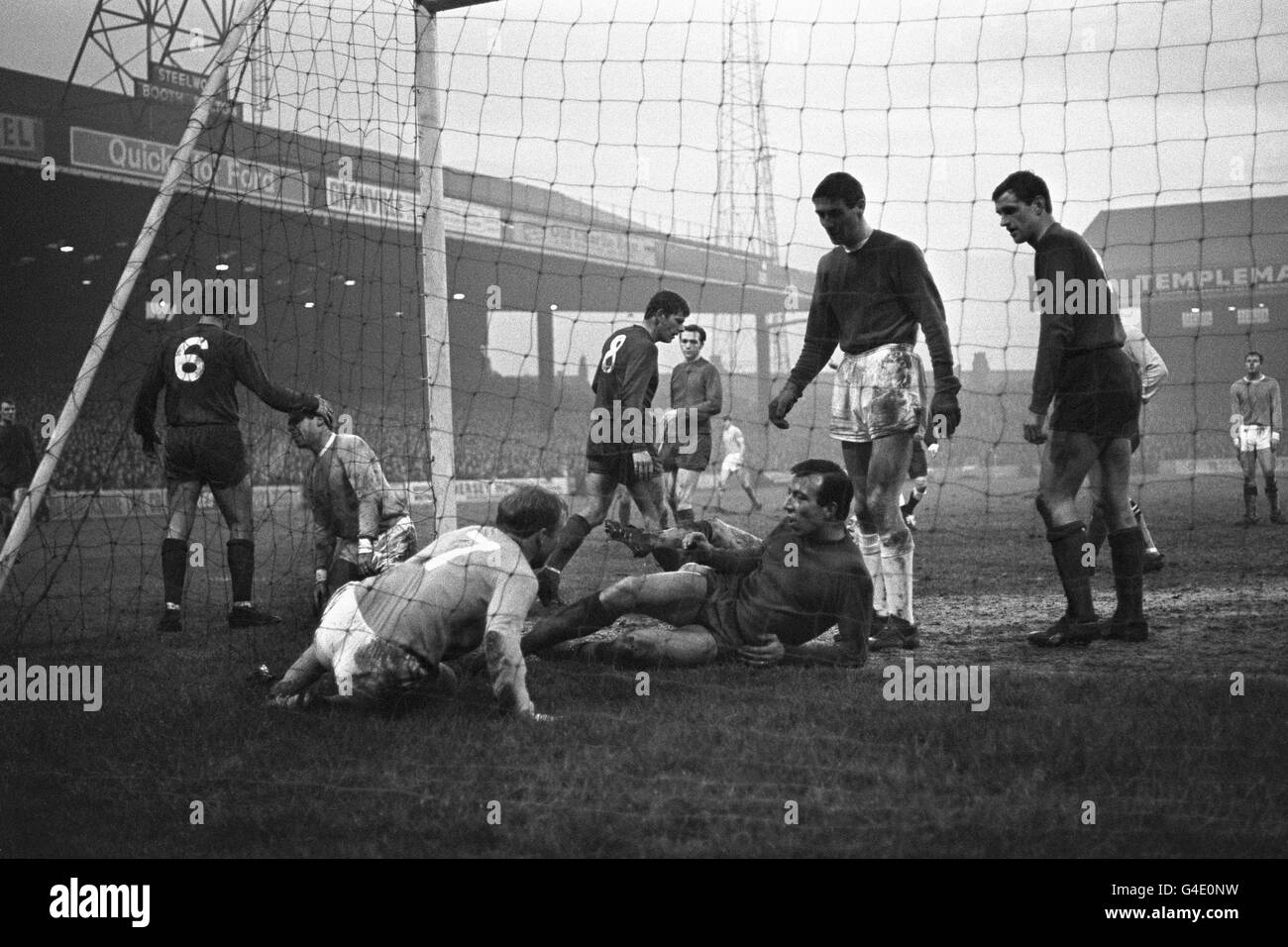 Soccer - League Division One - Manchester City v West Bromwich Albion - Maine Road Stock Photo
