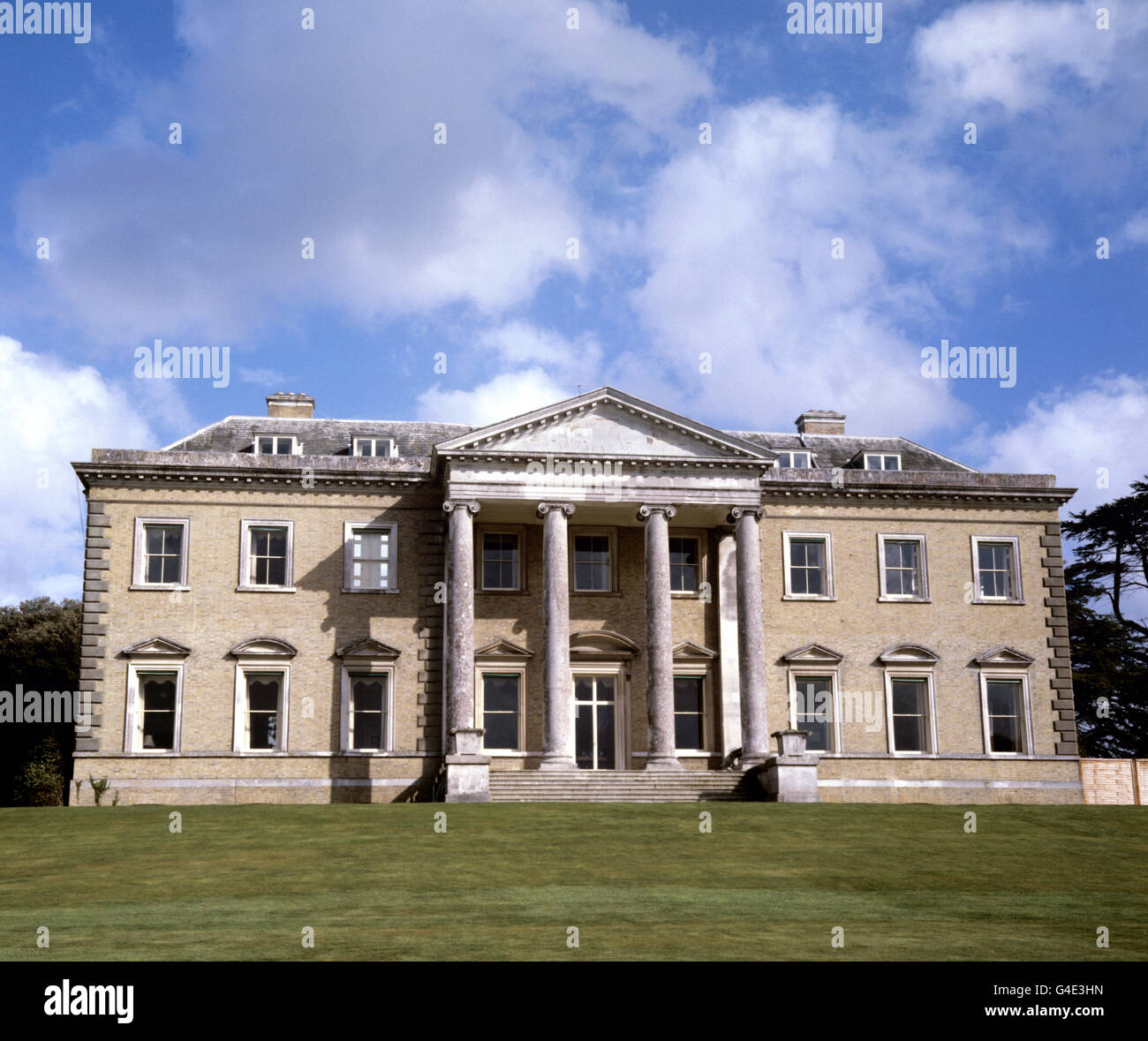 The mountbatten home hires stock photography and images Alamy