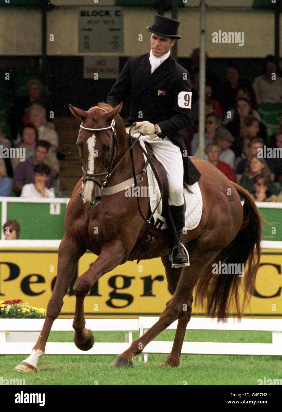 BURGHLEY PEDIGREE CHUM HORSE TRIALS, STAMFORD LINCS 3rd - 6th September 1998 : Blyth Tait on Aspyring from Cheltenham in the dressage phase at Burghley Pic Free from Kit Houghton Tel 07957 855240 Stock Photo