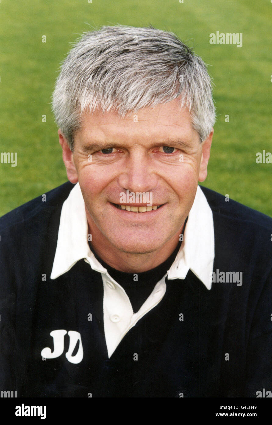PA NEWS PHOTO 31/8/98 JOHN DUNCAN MANAGER OF CHESTERFIELD F.C. Stock Photo
