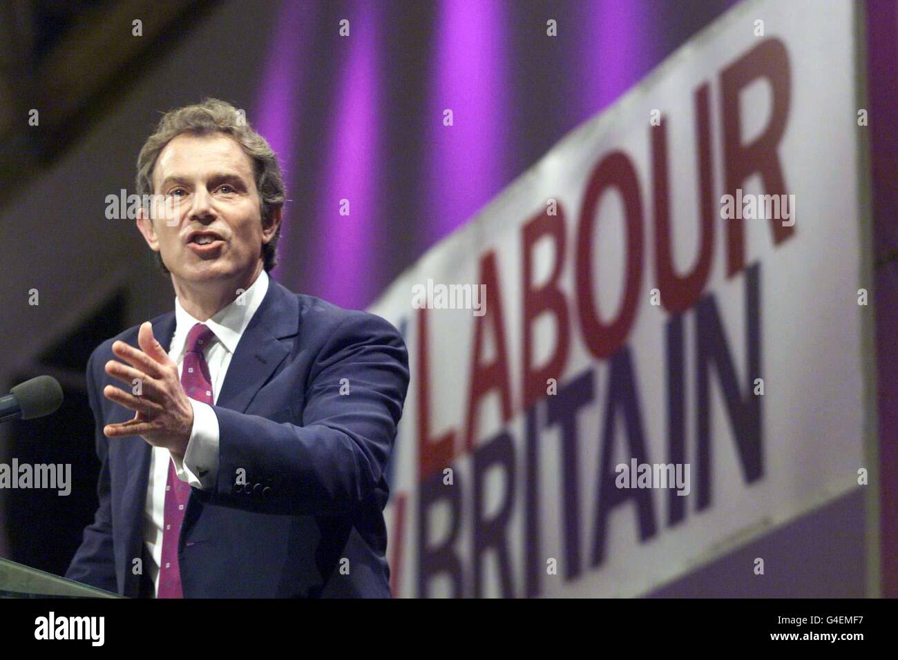 Prime Minister Tony Blair delivers his speech to the Labour Party Conference in Blackpool today (Tuesday). PHOTO OWEN HUMPHREYS/PA.EDI. Stock Photo