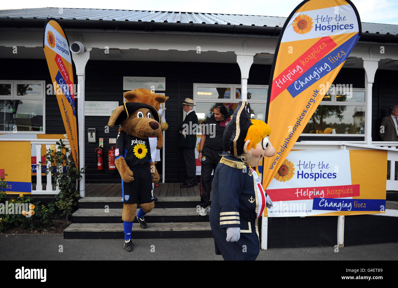 Sheffield United mascot Captain Blade (right) and Portsmouth mascot