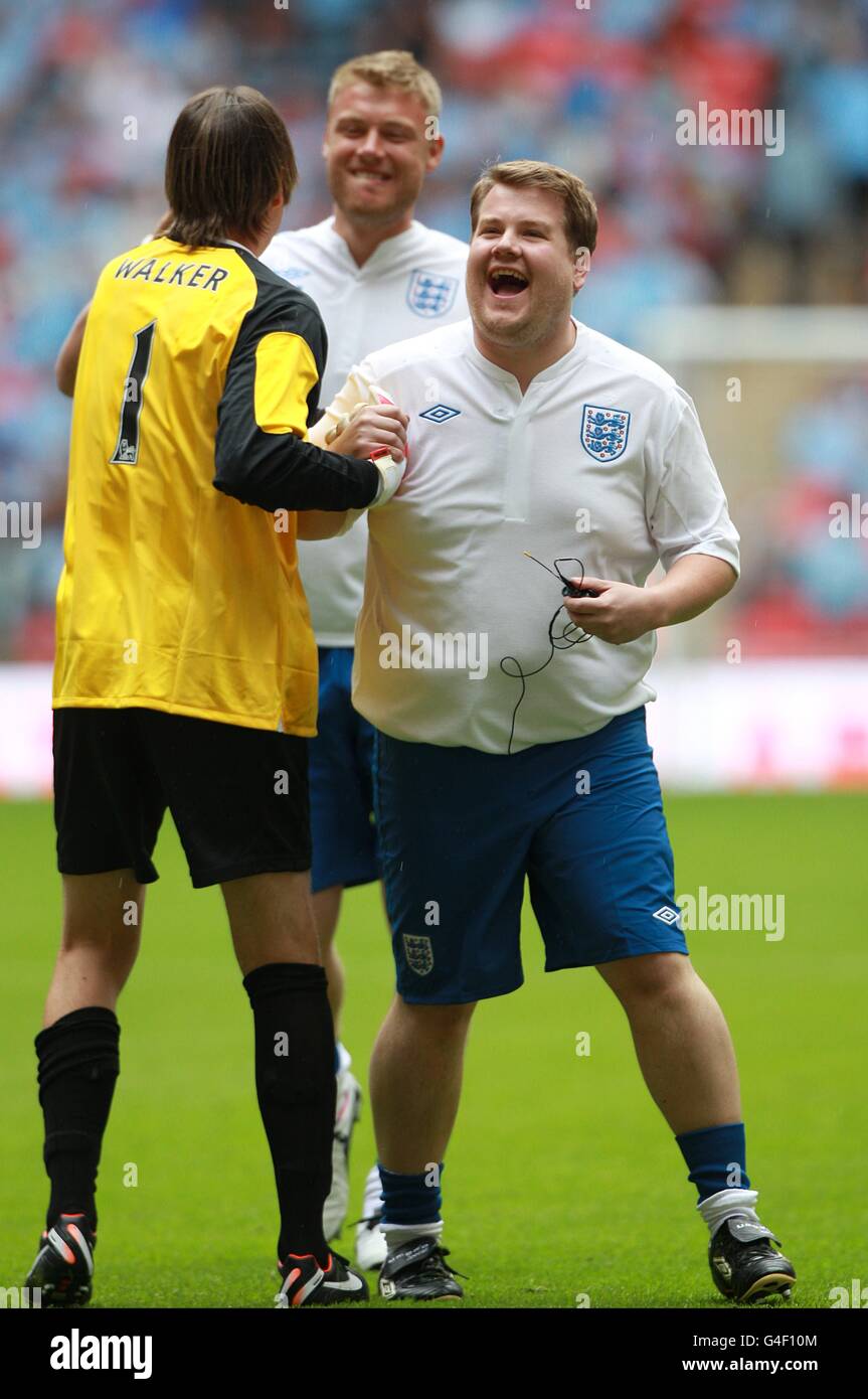 Soccer - FA Community Shield - Manchester City V Manchester United ...