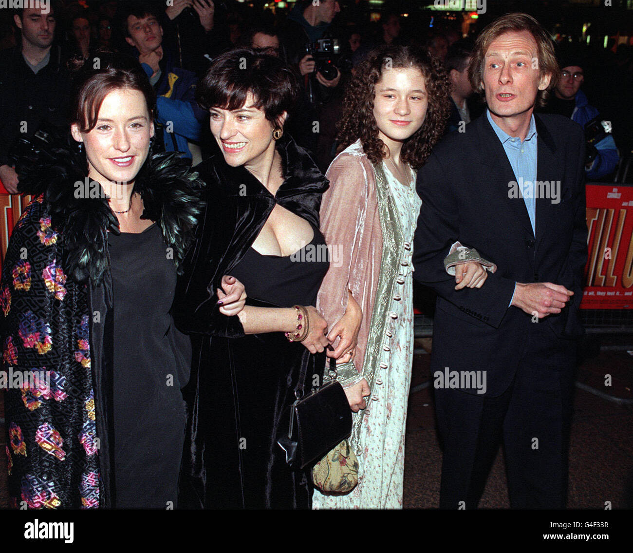 PA NEWS PHOTO 22/10/98 ACTOR BILL NIGHY (RIGHT) AND ACTRESS DIANA QUICK (2ND LEFT) ARRIVE AT THE CELEBRITY GALA PREMIERE OF THE FILM 'STILL CRAZY' AT THE WARNER WEST END CINEMA, LEICESTER SQUARE, LONDON. Stock Photo
