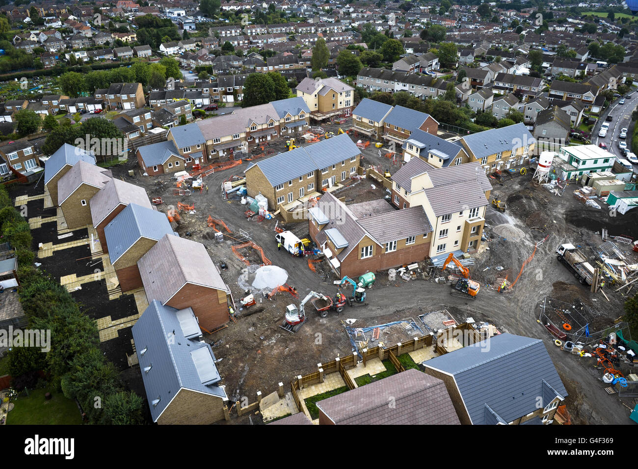 An aerial view of a new build housing development in Bristol Stock