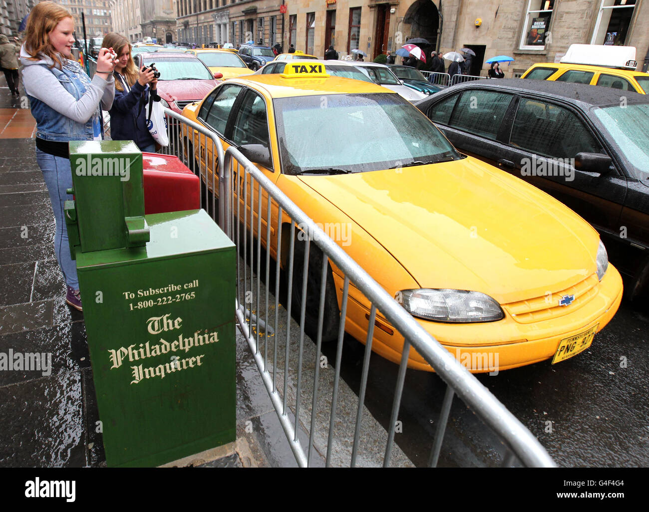 World War Z Filming Glasgow Stock Photo Alamy
