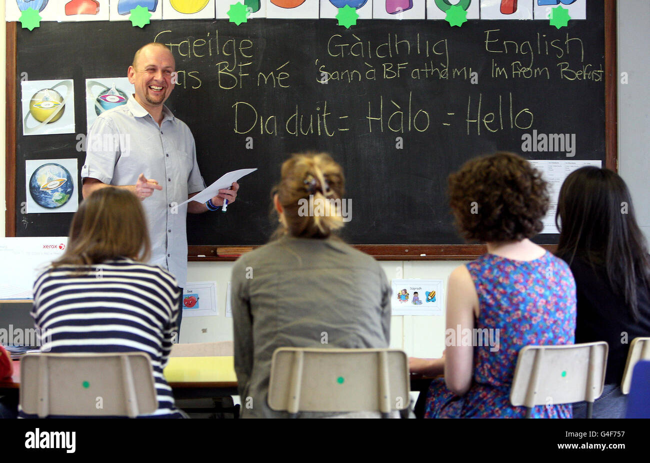 Feile organiser Ray Giffen teaches Scottish Gaelic in a class at An Droichead in Belfast. Stock Photo