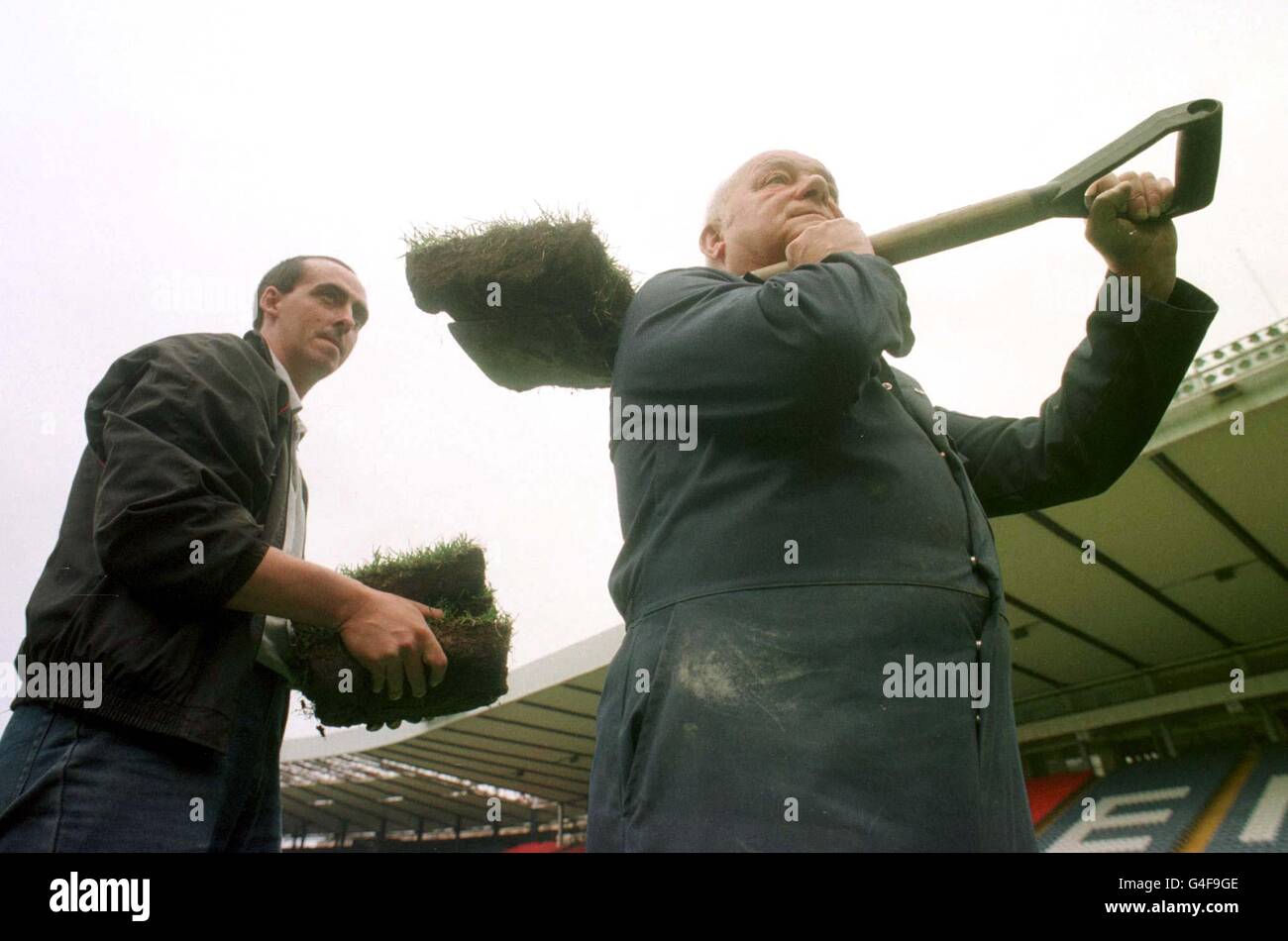 Norrie Henderson retired Head Groundsman (right) and new Head