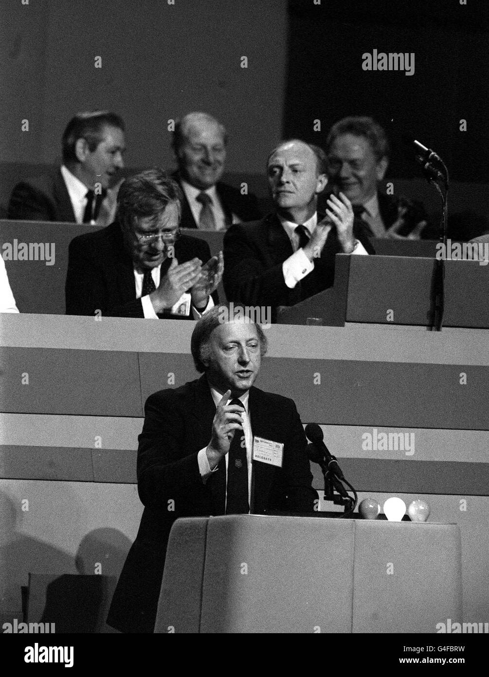 PA NEWS PHOTO 2/10/85  ARTHUR SCARGILL GIVING A SPEECH AT THE LABOUR PARTY PRESS CONFERENCE IN BOURNEMOUTH Stock Photo