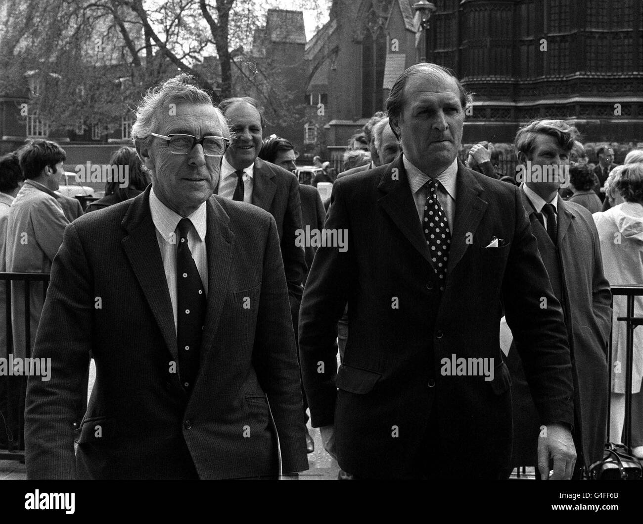 PA NEWS PHOTO 9/5/74 SIR HENRY PLUMB (RIGHT) PRESIDENT OF THE NATIONAL FARMERS UNION, OUTSIDE THE HOUSE OF COMMONS WHERE FARMERS STAGED A MASS LOBBY OF MP'S. LEFT IS TOM TORNEY, LABOUR MP FOR BRADFORD SOUTH Stock Photo