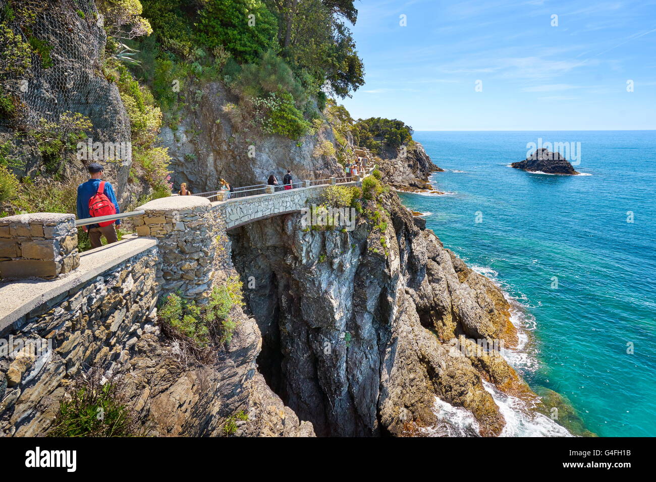 Tourist hiking trail from Monterosso to Vernazza, Cinque Terre, Liguria, Italy Stock Photo