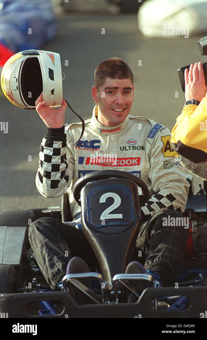 PA NEWS PHOTO 13/11/98 SHANE LYNCH FROM THE BAND 'BOYZONE' ENJOYING A DAY DRIVING AT THE DONNINGTON RACE CIRCUIT. Stock Photo