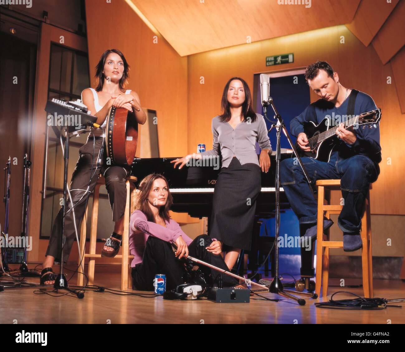 SHOWBIZ Pepsi/CORRS Stock Photo