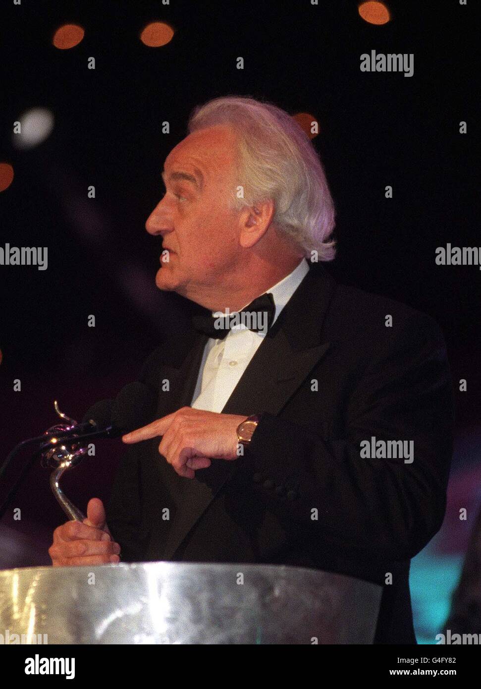 Actor John Thaw makes his acceptance speech after winning the award for Most Popular Actor and, later, a Special Recognition award, at the National TV Awards at the Royal Albert Hall in London tonight (Tuesday). Picture by Ben Curtis/PA. See PA story SHOWBIZ Awards. 21/02/02: John Thaw (left) and co-star Dennis Waterman in the Thames TV's series - The Sweeney - who play Det. Inspector Jack Regan (Thaw) and his partner, Det. Sergeant George Carter.: Actor John Thaw, 60, star of Inspector Morse and The Sweeney, died at home this afternoon, his family said. Stock Photo