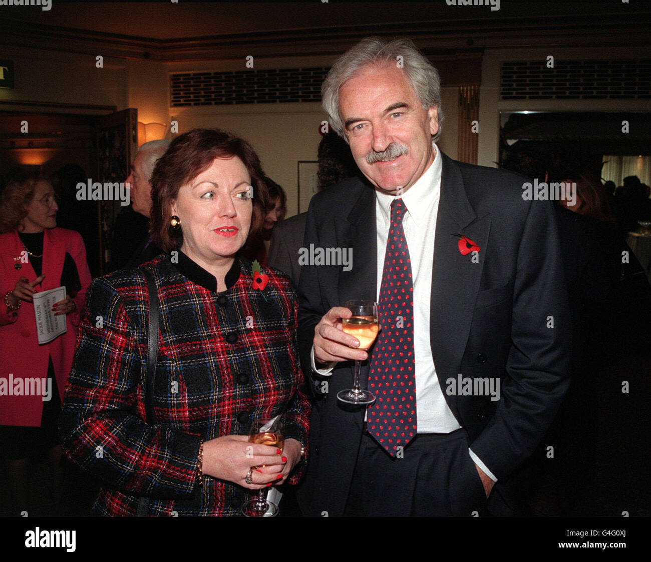 Des lynam hi-res stock photography and images - Alamy