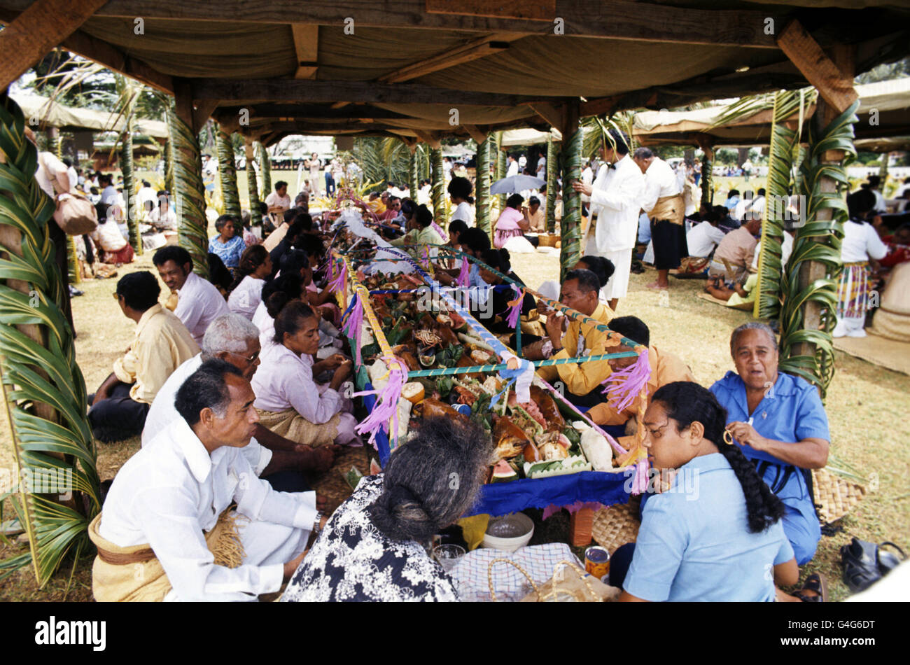 A feast in honour of Queen Elizabeth II at Mala'e Pangai, in Nuku&#699;alofa, the capital of Tonga. Stock Photo
