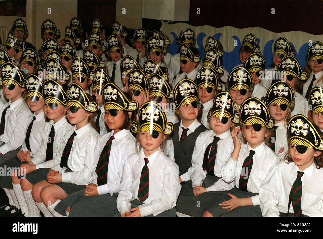 ROYAL/Pupils in Pirate headwear Stock Photo