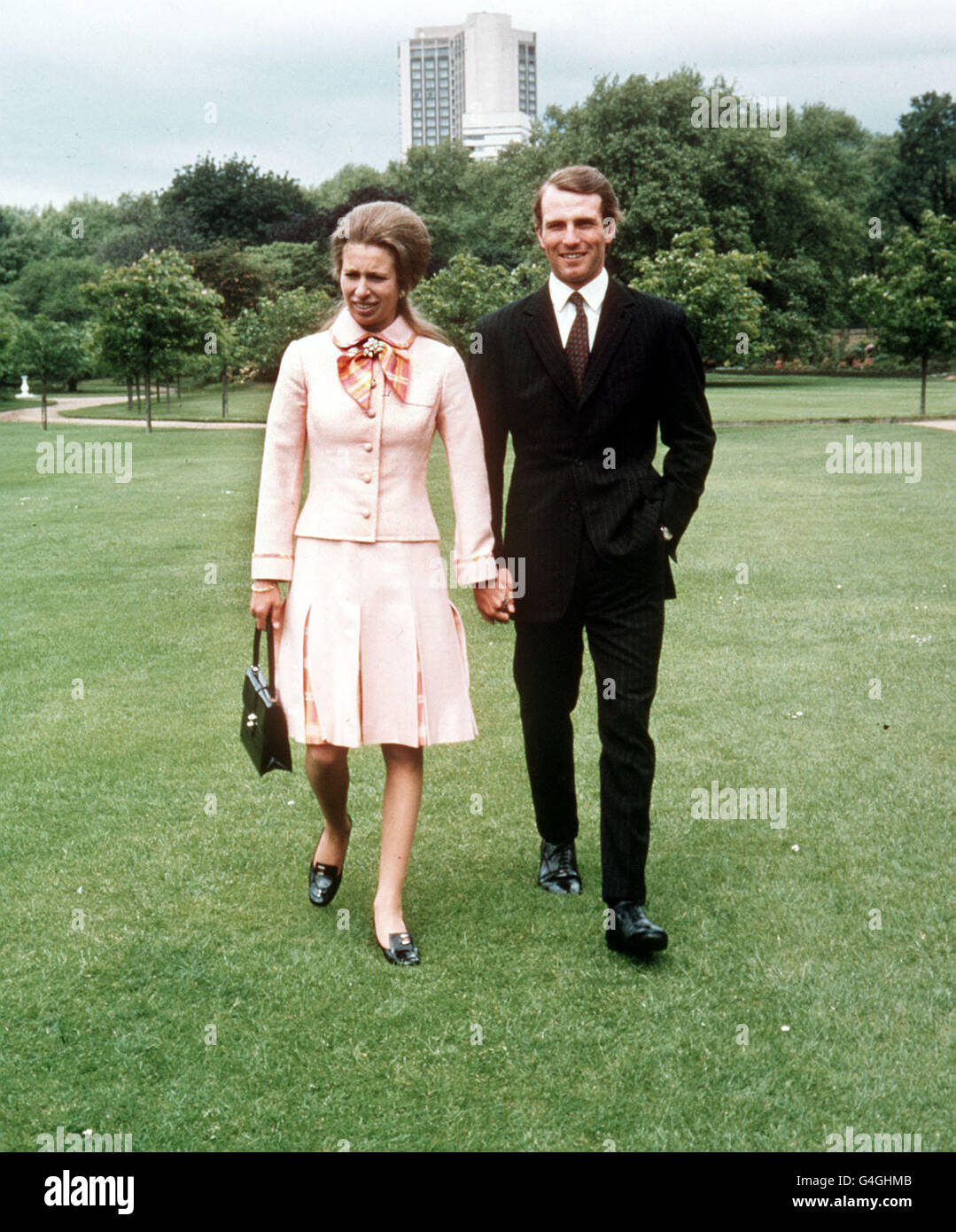 princess-anne-and-mark-phillips-engagement-G4GHMB.jpg