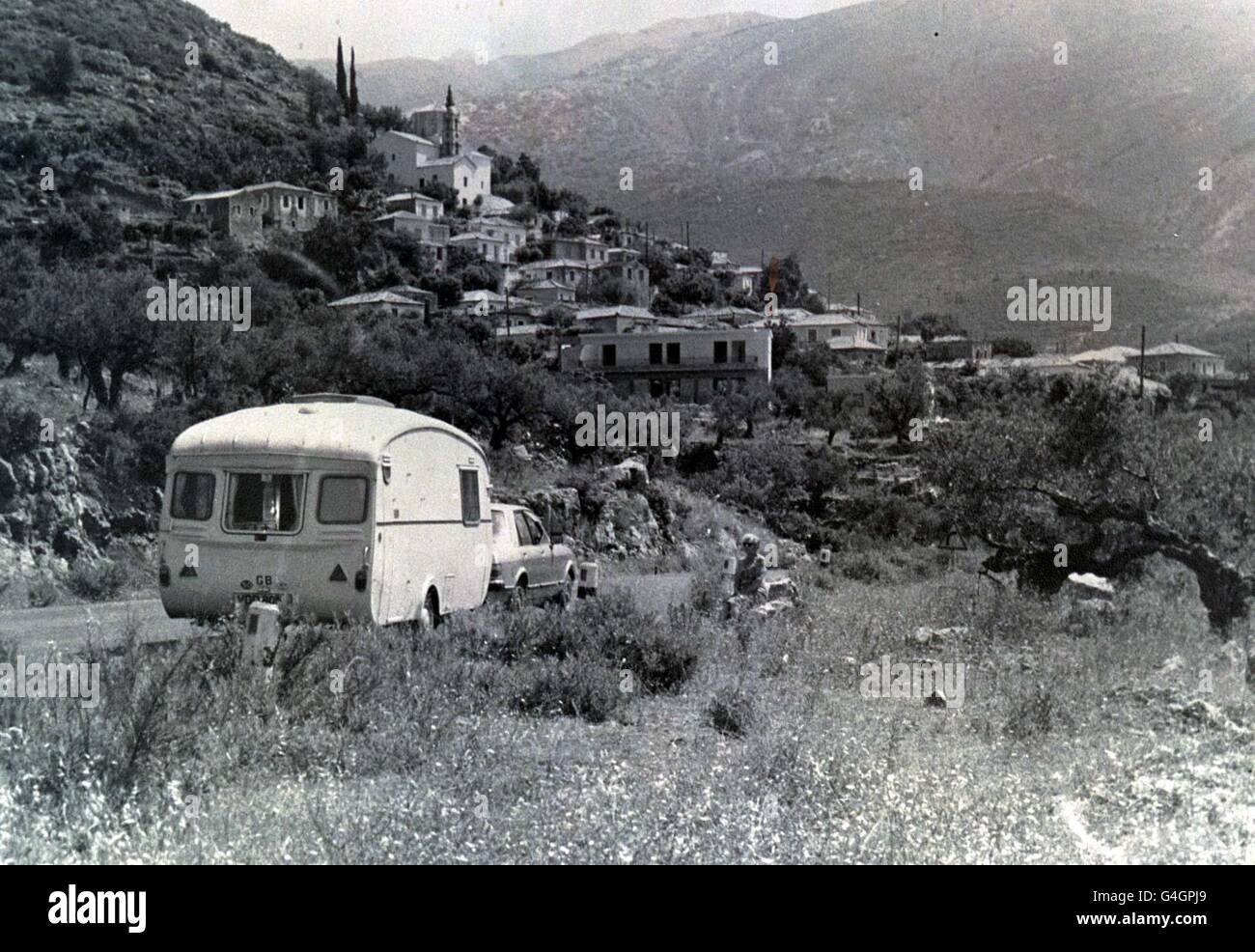 See strict Honours embargo running on PA service. This picture not for publication before 0001 Thursday December 31, 1998. Ralph Lee caravanning in Greece during the 70s. 95-year-old retired dental surgeon, Ralph Lee, receives an MBE in the New Years Honours List, for more than 60 years of dedicated caravanning. Photo Barry Batchelor/PA Stock Photo