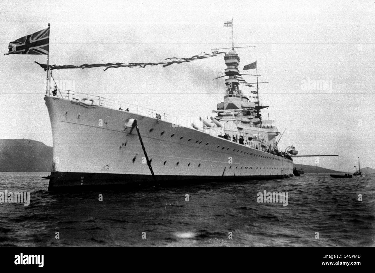 HMS RENOWN : 1921 Stock Photo - Alamy